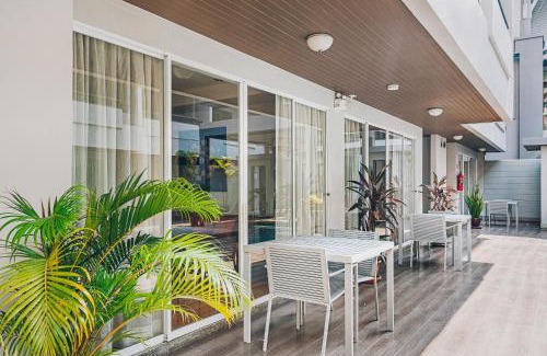 Jomtien Hotel | The Dale Pattaya Boutique and Spa