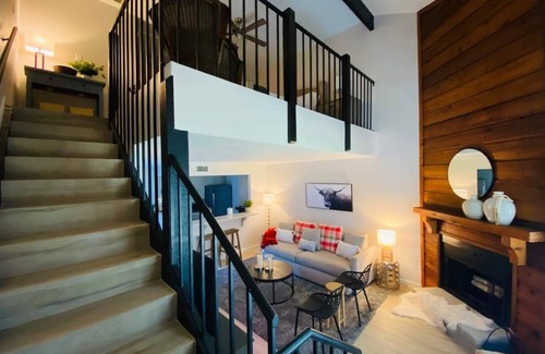 Brownsville Apartamento | The Dapper in BTX - Adults Only