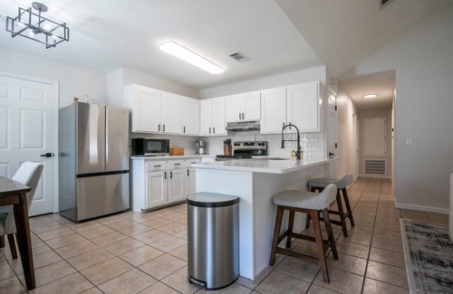 Oxford Casa | The David, 2BR Bungalow by Velvet Ditch Villas