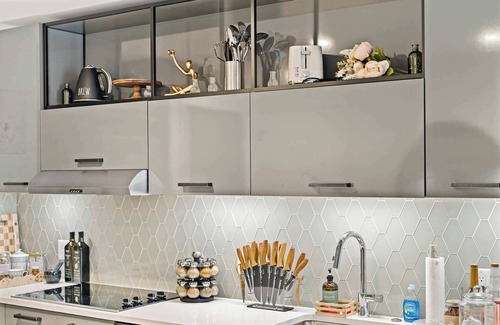 Shawmut Apartamento | The Dazzling Two-Bedroom, Two-Bath Suite in Boston!
