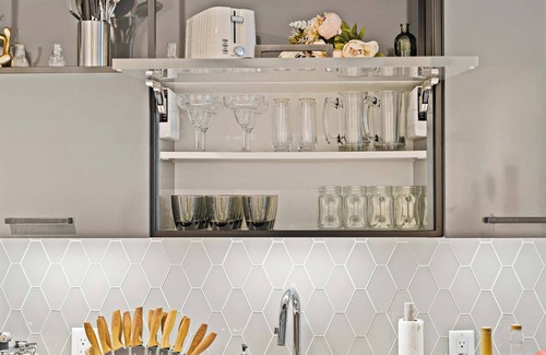 Shawmut Apartamento | The Dazzling Two-Bedroom, Two-Bath Suite in Boston!