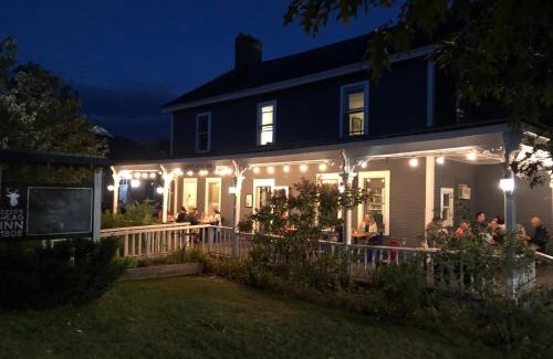 Elizabethtown Hotel | The Deers Head Inn Tavern