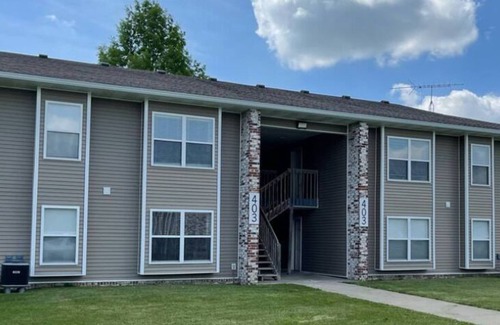 Hamilton Apartamento | The Delores - Entire 2 Bedroom Apt in Quilt Town, USA