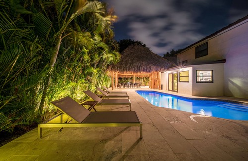 Tropic Palms Casa | The Delray Palms🌴 Tiki Haven of Bliss Saltwater Splash & Play 4BD Live Vibes