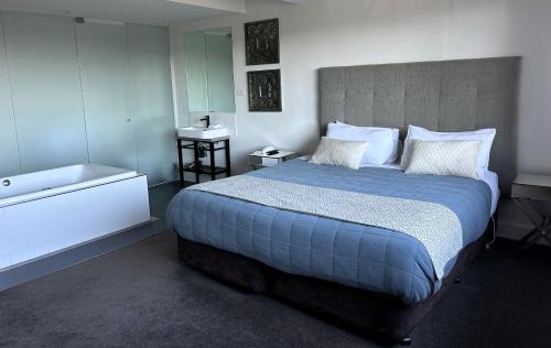 Geelong Apartamento | THE DEVLIN APARTMENTS 2 Bedroom Apartment near GMHBA stadium in Geelong - G01