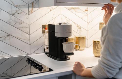 North West Apartamento | The Devonshire Suite - Your 5 STAR West End Stay!