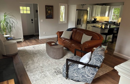 Waterford Casa | The Dollhouse is conveniently located. Mystic, Beaches, parks, casinos, shopping