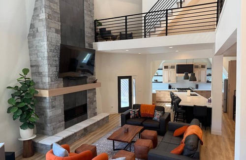 New Harmony Casa | The Dome Home | 8 mins from Kanarra Falls