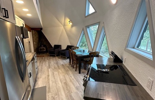 Nine Mile Falls Casa | The Dome on Long Lake