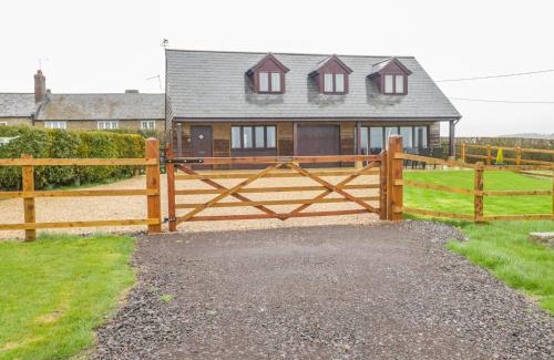 Alweston Casa | The Donkey Shed