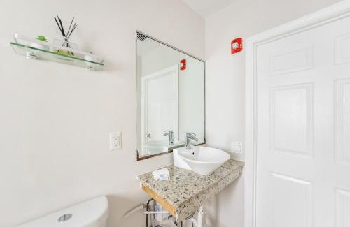 North Beach Apartamento | The Donovan