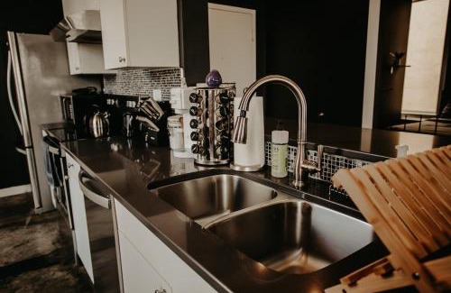 Downtown Memphis Apartamento | The Downtown Bungalow Loft