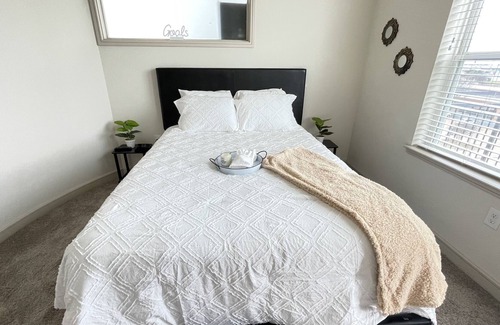 Cedars Apartamento | The Downtown Charmer w/ a beautiful VIEW!