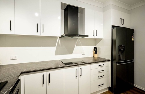 East Tamworth Casa | The Driscoll: Modern 3-Bedroom Smart Villa in East Tamworth