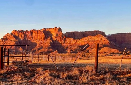 Hildale Casa | The Dunes-3Bed, 3Bath, Hot Tub