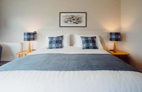 Tenby Hotel | The Dunes