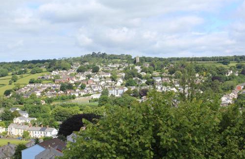 Launceston Hotel | The Eagle House Hotel