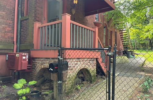Newburgh Apartamento | The Eagle Nest 2bd, Newburgh near DIA:Beacon and Storm King