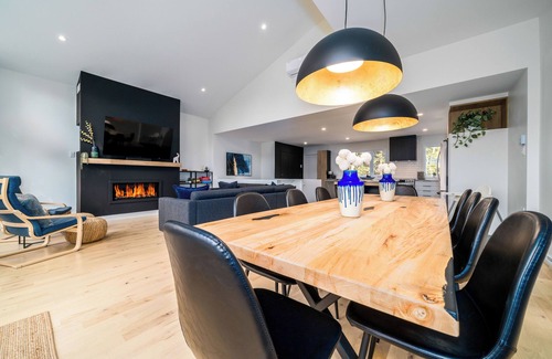 Beaupre Chalet De Esquí | The Echo | Golf & Spa | BBQ | TV | AC | BBQ | Fireplace