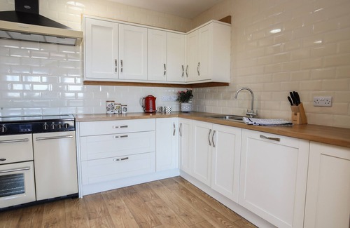 Dwyran Cabaña | The Elberry