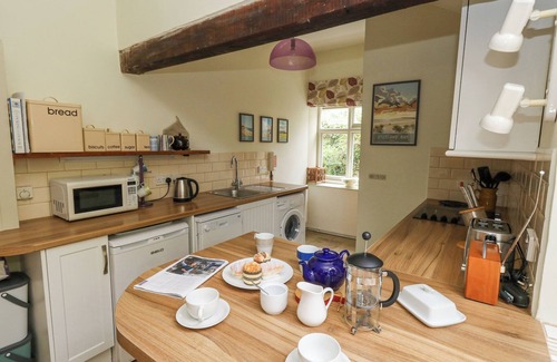 Frampton Cabaña | THE ELBOW, family friendly, character holiday cottage in Frampton