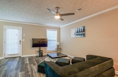 Conyers Casa | The Elite Boutique Haven Townhouse