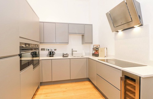 Newland Near Ulverston Cabaña | The Elizabeth Suite Stone Cross Mansion