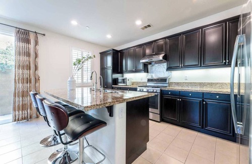 Valle Lindo Casa | The Emerald on Blossom Way #41628