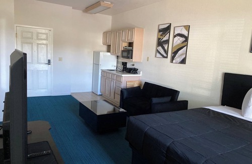 Roswell Hotel | The Enchanted Suites & Residence