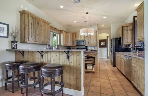 Barton Creek Highlands Casa | The Estate at Crystal Creek - 8 miles to Downtown!