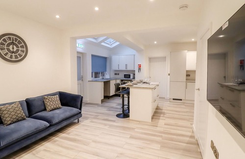Newmarket Casa | THE EXNING HOUSE, pet friendly, with a garden in Newmarket