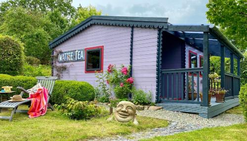 Pentrefelin Chalet De Esquí | The Fabulous flower hut
