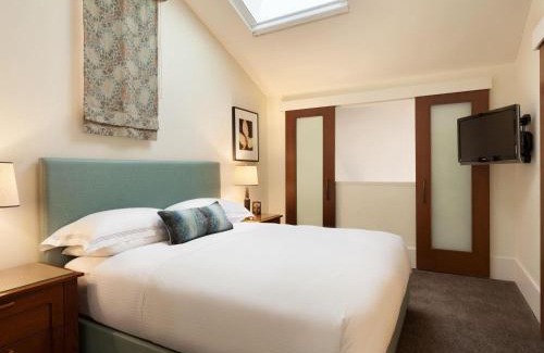Fisherman's Wharf Hotel | The Fairmont Heritage Place Ghirardelli Square