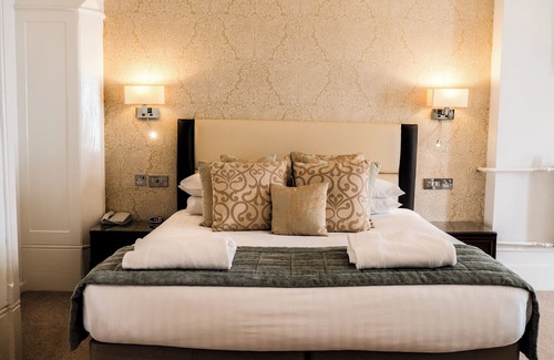 Maenporth Hotel | The Falmouth Hotel