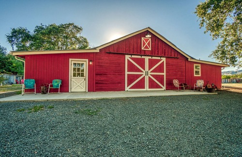 Upper Lake Casa | The Famous Red Barn! Stay w/Farm Animals & Views