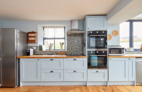 Bakewell Cabaña | The Farmhouse