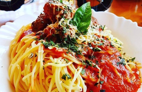 Nanyuki Hotel | The Farmhouse Inn