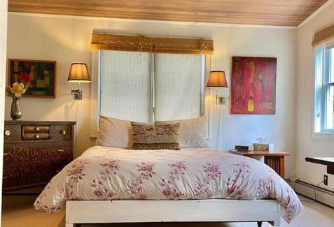 Red Hook Apartamento | the farmhouse suite at barn & bike