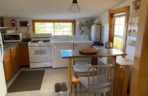 Elk Park Cabina | The Farmhouse