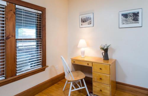 Allston Hotel | The Farrington Inn