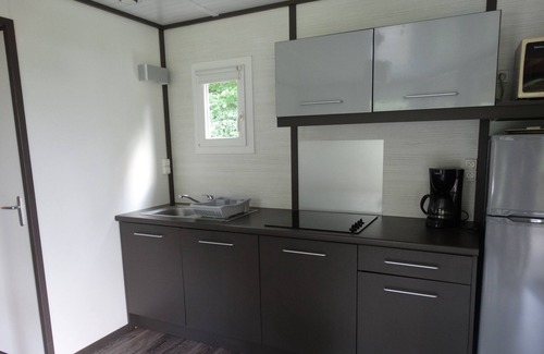 Le Fay Chalet De Esquí | EL FAY: Chalet (Curlew) en el borde del estanque en plena naturaleza.