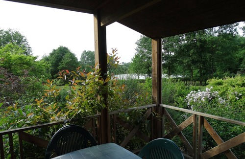 Le Fay Chalet De Esquí | EL FAY: Chalet (Curlew) en el borde del estanque en plena naturaleza.
