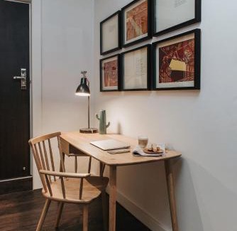 Potchefstroom Hotel | The Feather Hill Boutique Hotel