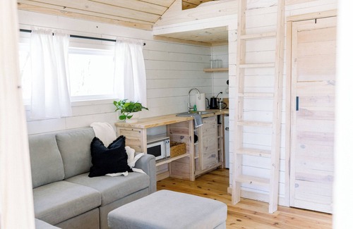 Fredericktown Cabina | The Firehouse Loft