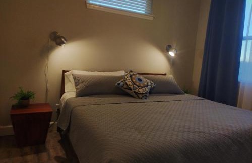 Petaluma Casa | The Flat at the Cork Oak