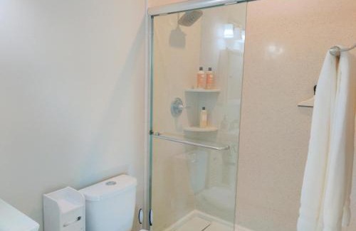 Petaluma Casa | The Flat at the Cork Oak