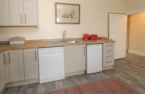 Hallington Casa | THE FOLLY, pet friendly, country holiday cottage in Belsay