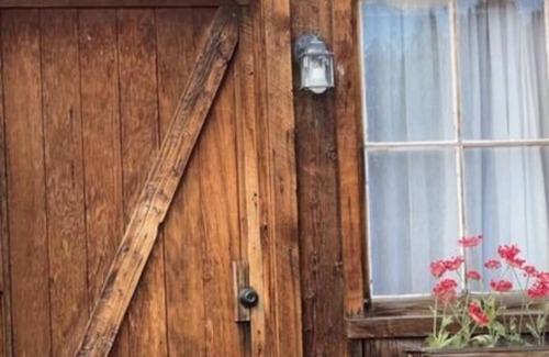 Lake George Cabina | The Foreman Cabin - Pet friendly