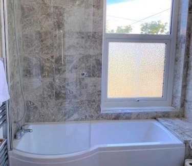 Cliftonville Apartamento | The Four Bays Apartment - Cliftonville Central - By Goldex Coastal Breaks