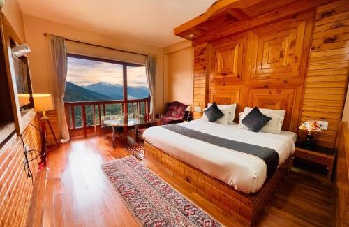 Model Town Hotel | The Four Season Hotel & Resort, Manali - A blissful view from rooms